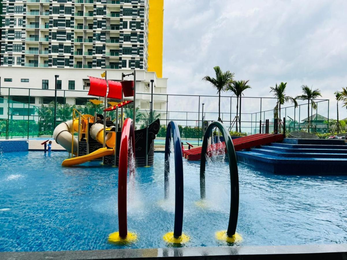 Bali Residence Next To Atlantis Malacca Екстериор снимка