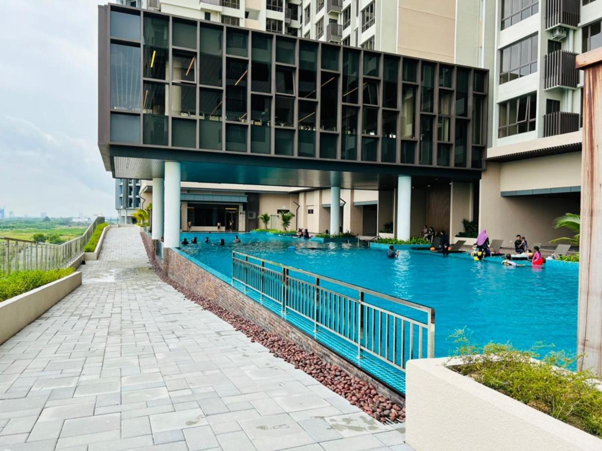 Bali Residence Next To Atlantis Malacca Екстериор снимка