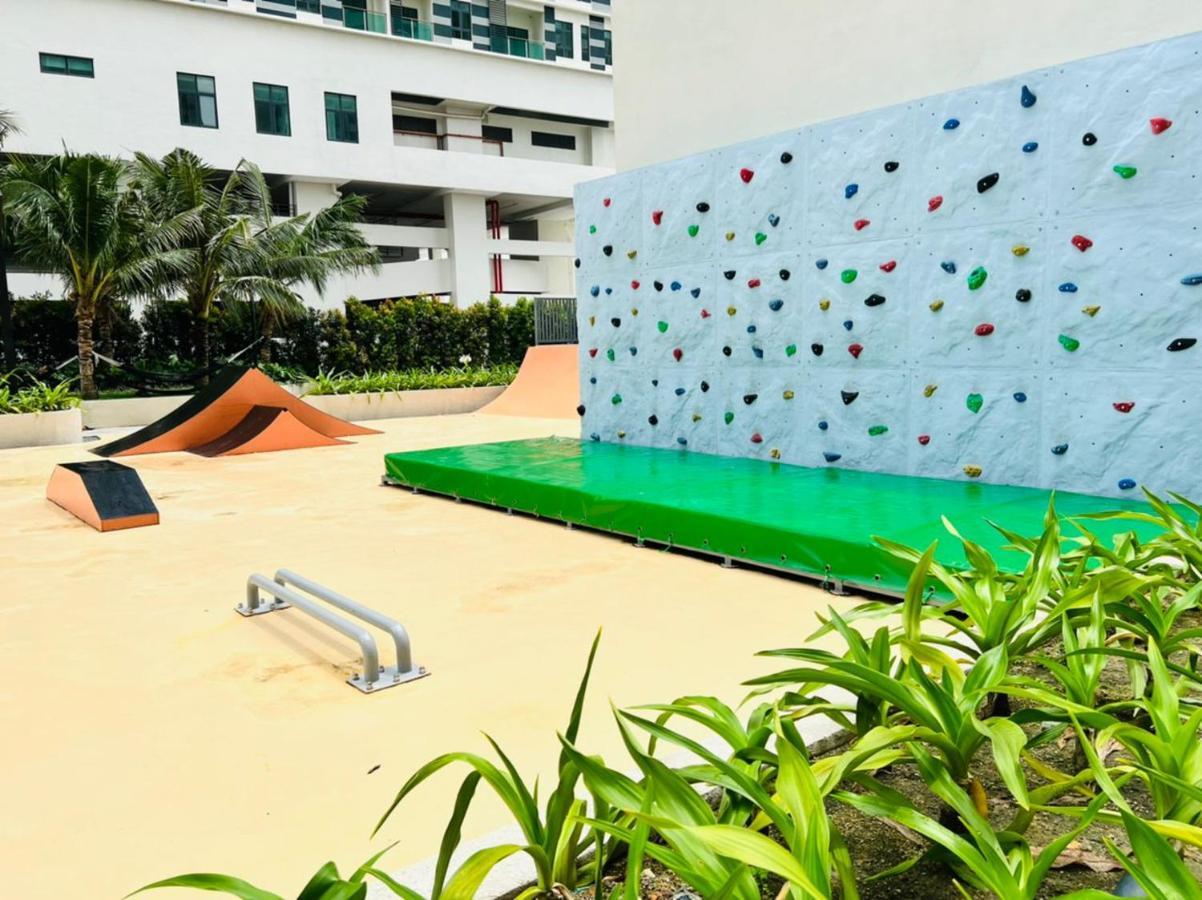 Bali Residence Next To Atlantis Malacca Екстериор снимка